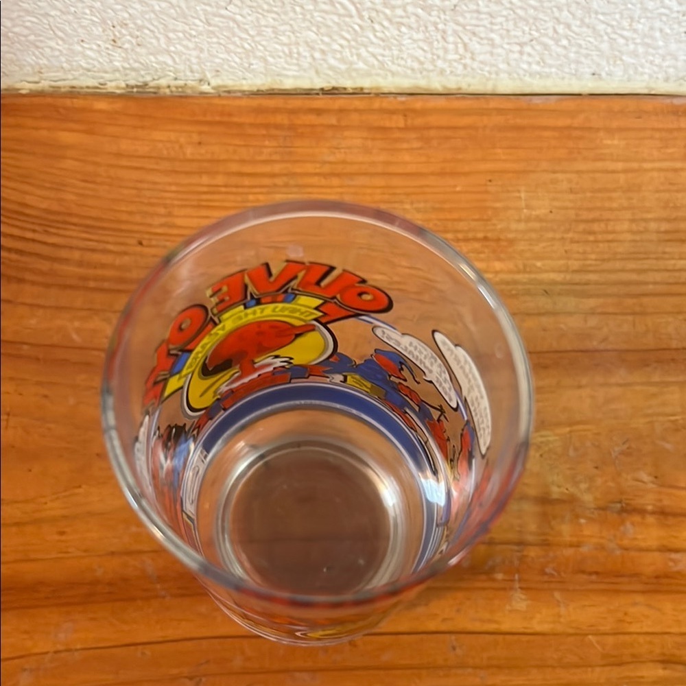Collector's Series Glass - 1982 Edition - Picture 4 of 7